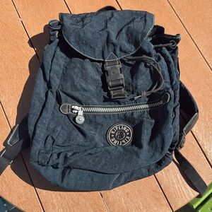 Kipling Navy Backpack -EUC